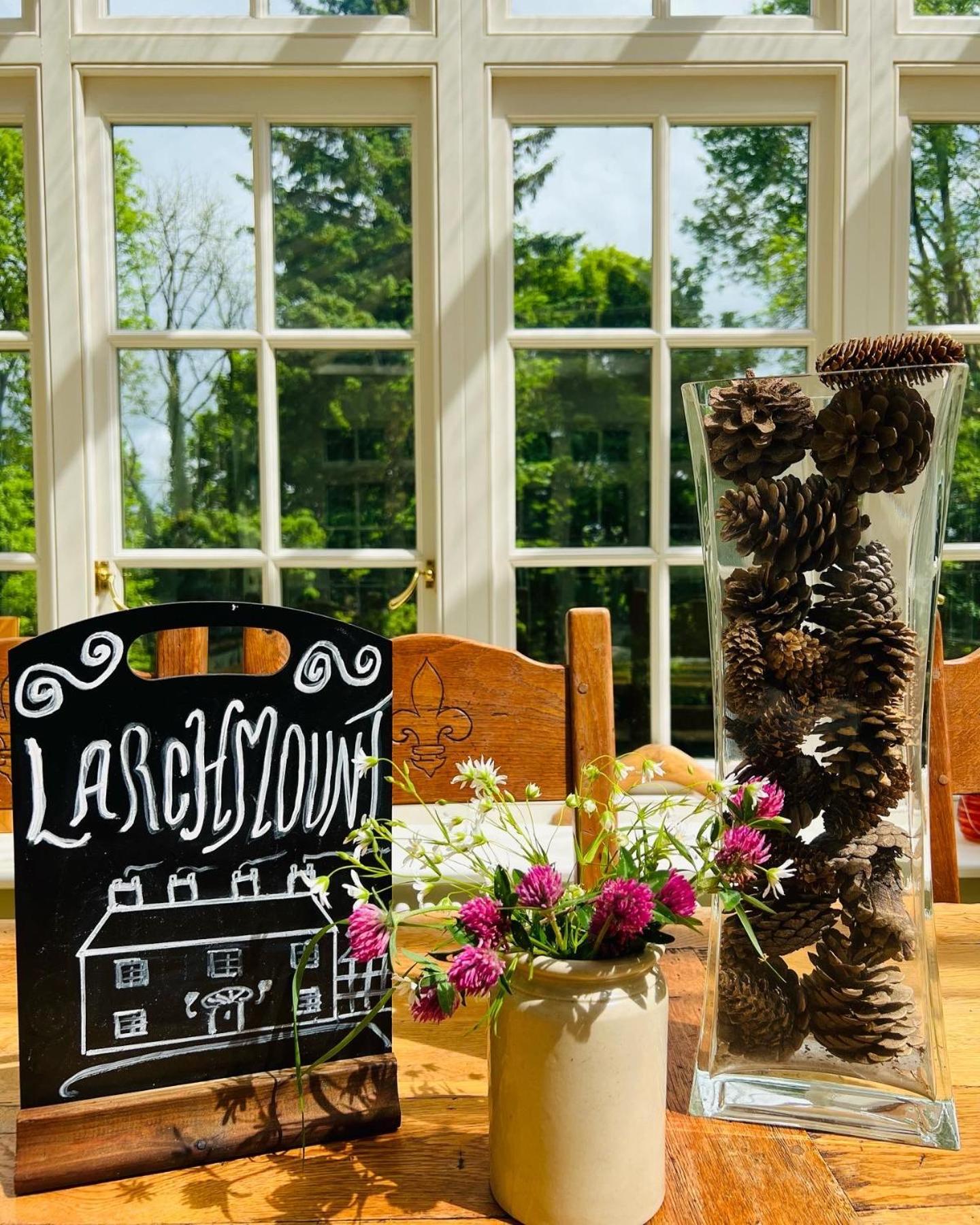 לונדונדרי Larchmount House B&B מראה חיצוני תמונה