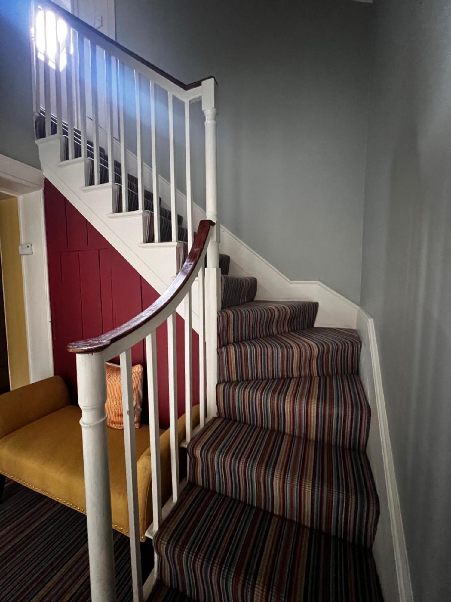 לונדונדרי Larchmount House B&B מראה חיצוני תמונה